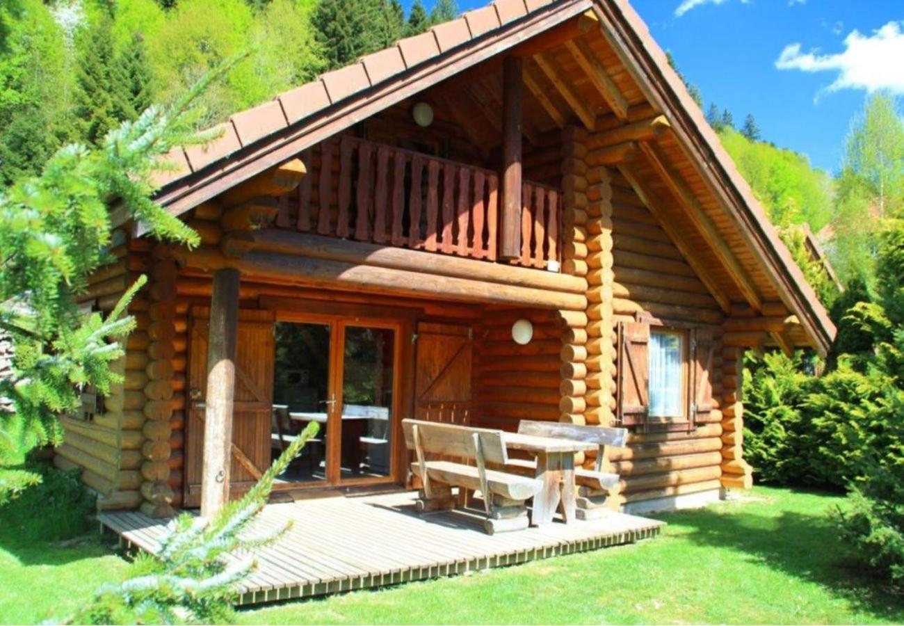 L'Ours Noir Chalet En Rondins La Bresse Exterior foto